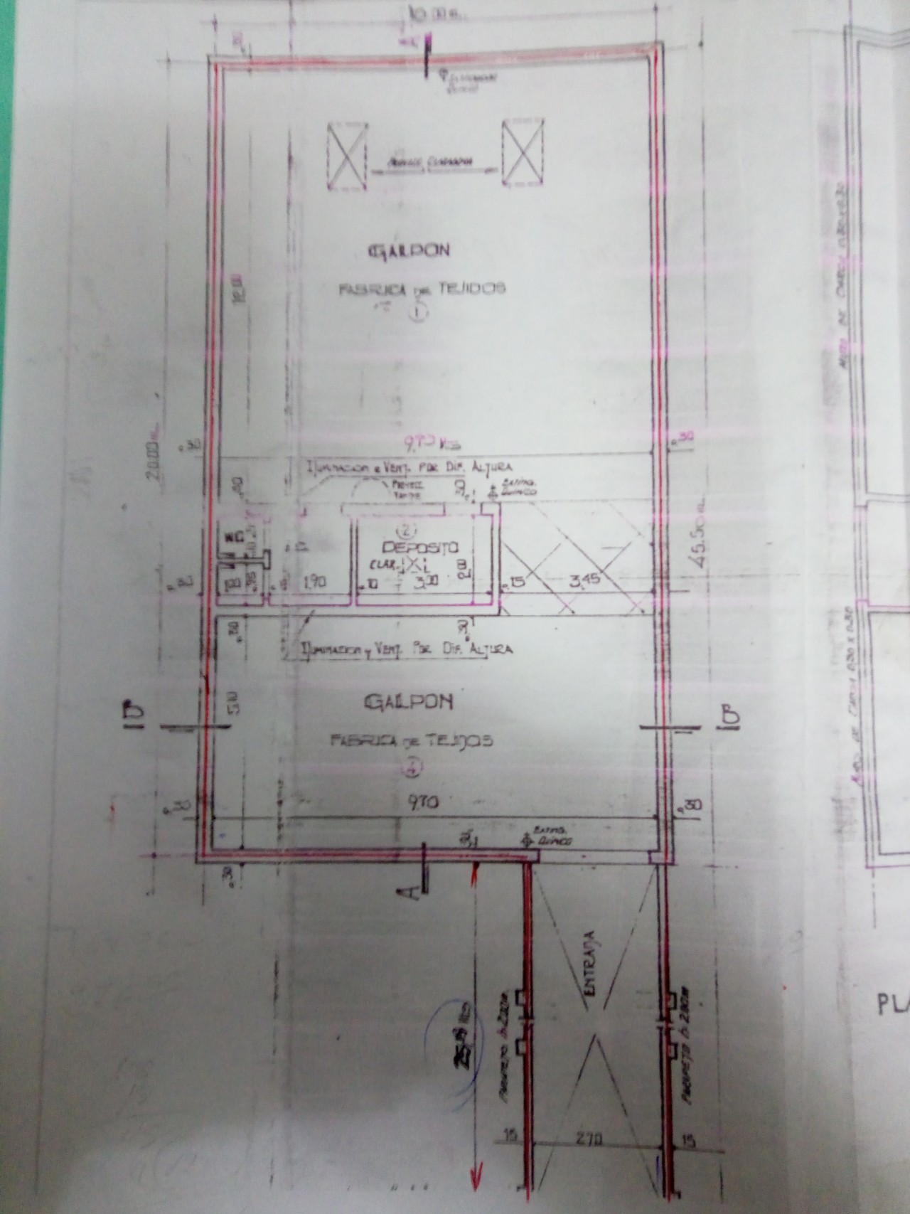 GALṔON CON OFICINAS A REFACCIONAR  (VILLA MAIPU-SAN MARTIN)