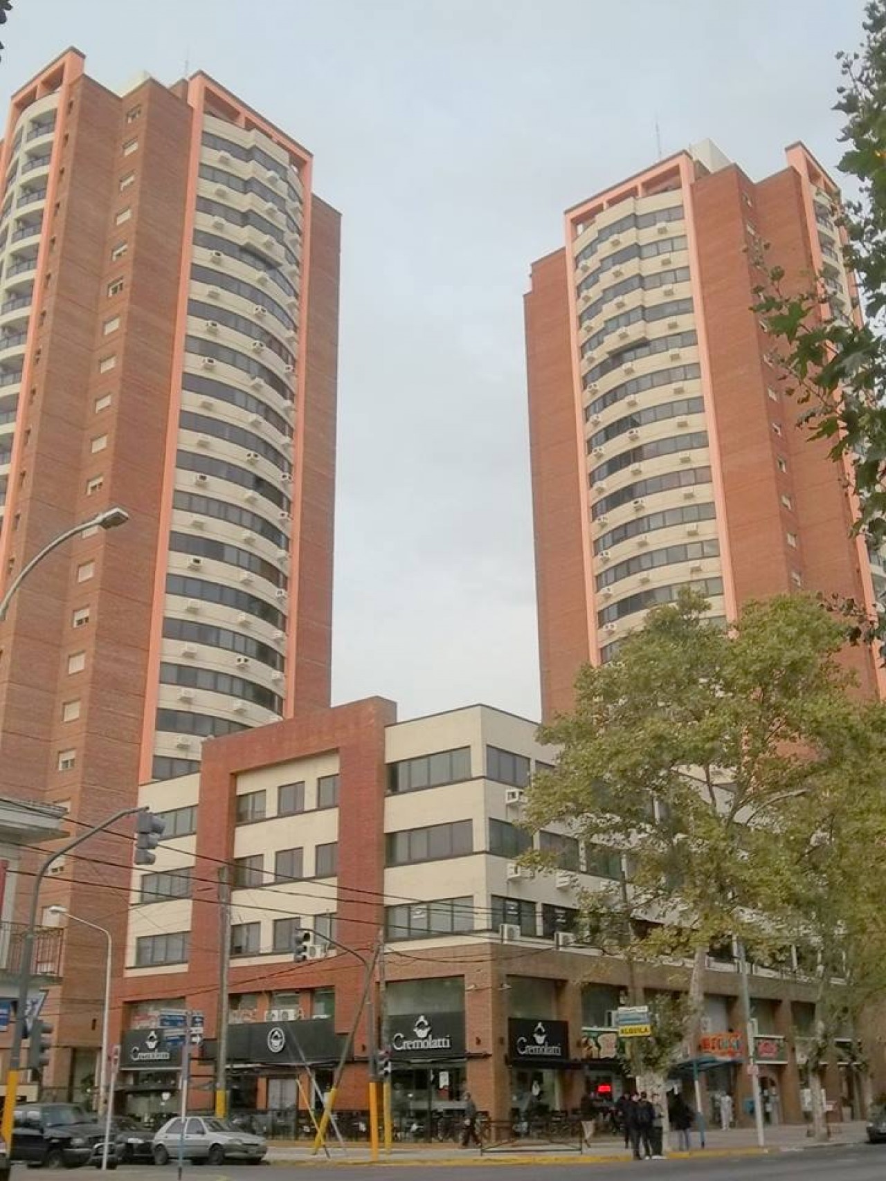 COCHERA EN VENTA EDIFICIO BARCELONA V Y VI